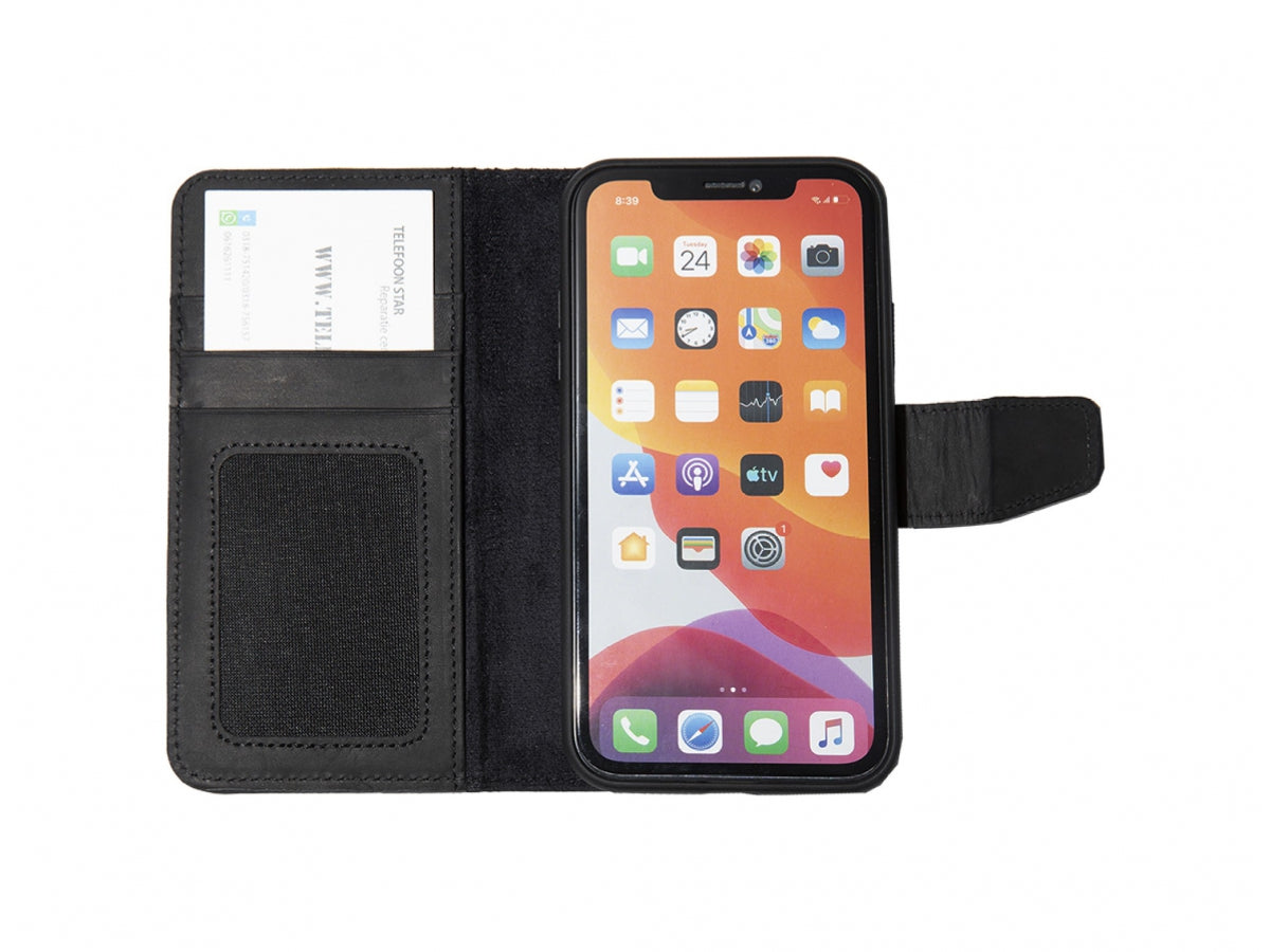 iPhone 15 100% leer hoesje | Ruimte voor drie pasjes | 2 in 1 functie | Zwart