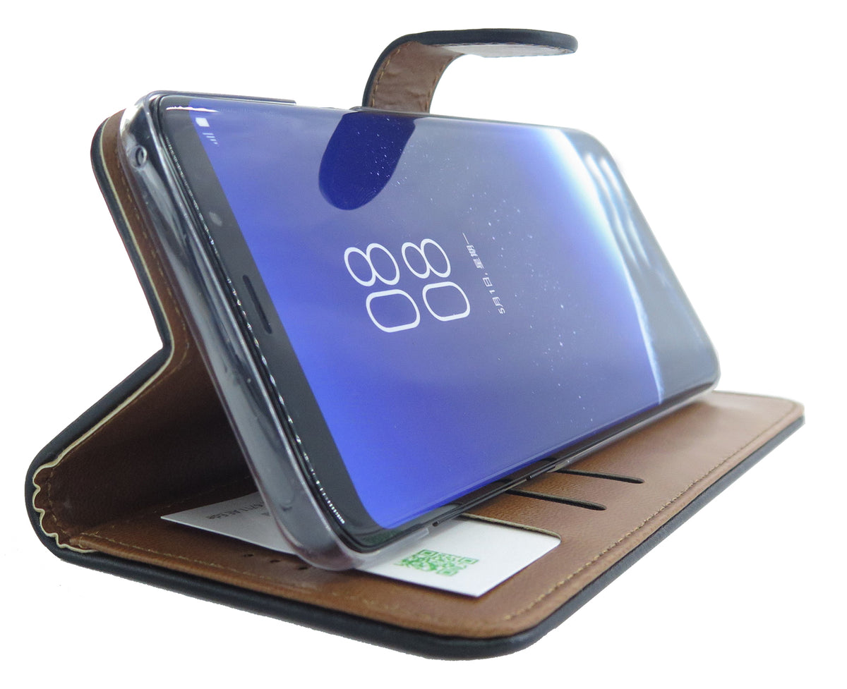 Celly Flipcover iPhone 13 Zwart
