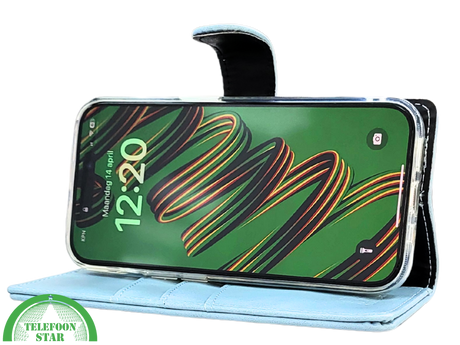 Lichtblauw Bookcase Hoesje iPhone 15 Pro &ndash; Fris &amp; Functioneel | Telefoonstar.nl