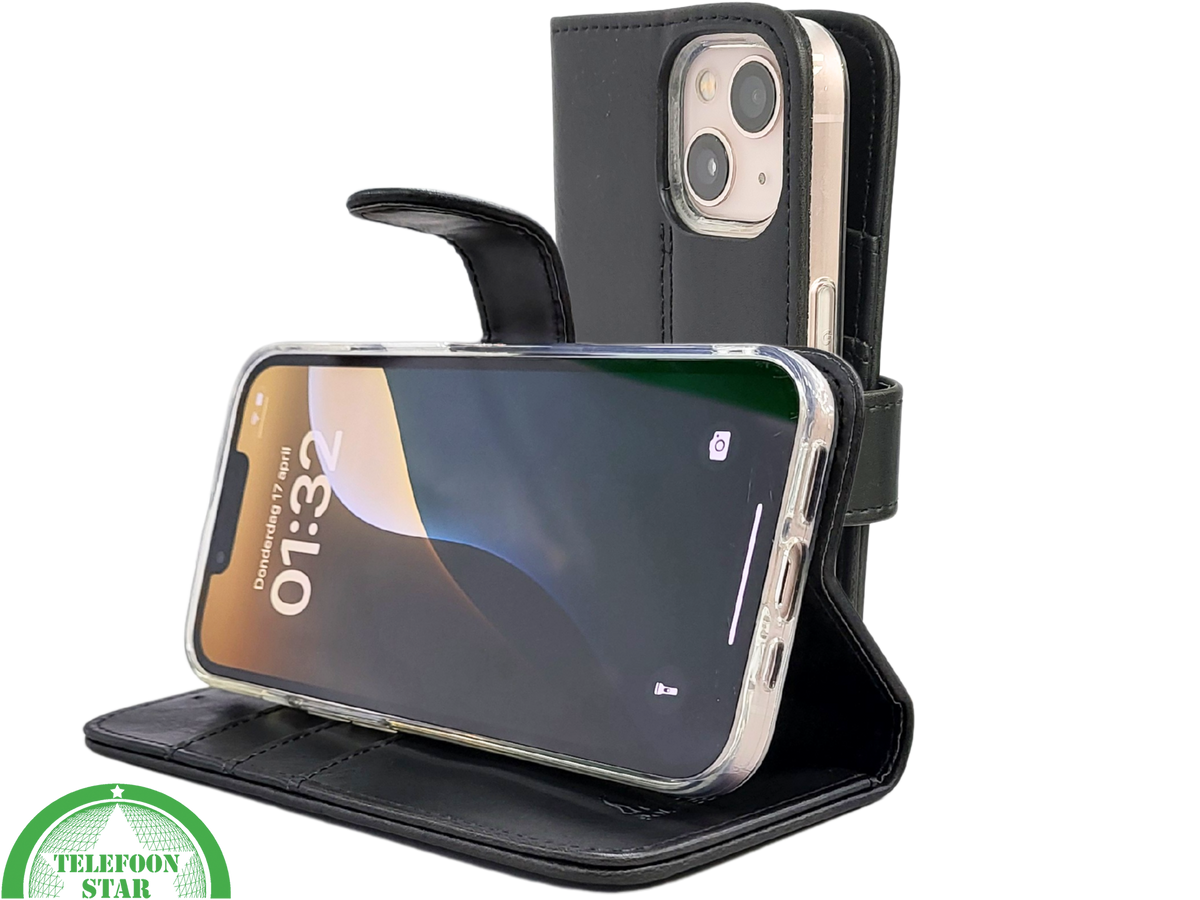 Zwart Bookcase Hoesje iPhone 13 / 14 &ndash; Met Bandje en Standaardfunctie | &euro;14,95