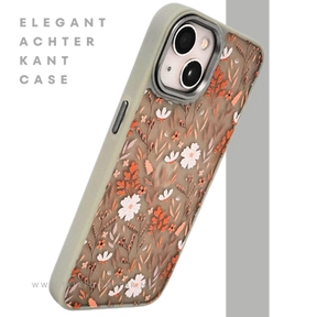 Floral Softcase iPhone 13 / 14 &ndash; Bloemen Hoesje met Groene Rand | Telefoonstar