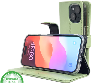 iPhone 15 Plus Hoesje Lichtgroen &ndash; Bookcase met Pasjeshouder
