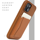 iPhone 15 Hoesje &ndash; Cognacbruin met Pasjeshouder | Functioneel &amp; Stijlvol