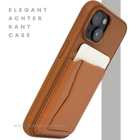 iPhone 15 Hoesje &ndash; Cognacbruin met Pasjeshouder | Functioneel &amp; Stijlvol