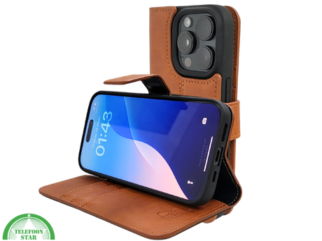 iPhone 16 Pro Max Insteekhoesje Lichtbruin &ndash; Stijlvolle Leren Look met Open Bovenkant