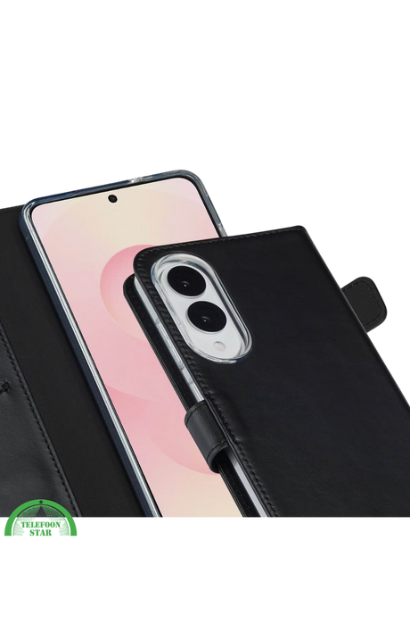 Bookcase Hoesje voor iPhone 17 Zwart &ndash; Stijlvol, Veilig &amp; Handig in Gebruik en Luxe Bescherming &amp; Kaartvakken | Telefoonstar