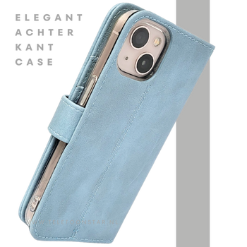 Lichtblauw Bookcase Hoesje iPhone 13 en 14 Met Sluitbandje en Pasjeshouder prijs goedkoop &euro;14,95