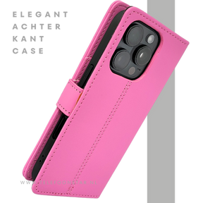 iPhone 16 Pro Bookcase Hoesje Roze &ndash; Stijlvolle Leren Look met Volledige Bescherming