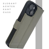 iPhone 15 Plus 2-in-1 Hoesje Groen Leer &ndash; Bookcase Met 2 in 1 Functie