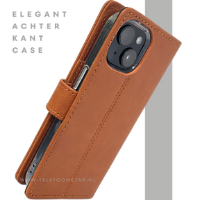 iPhone 15 Plus Leren Hoesje Cognac &ndash; Bookcase met Pasjeshouder