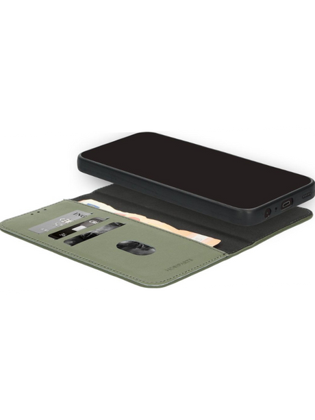 Groen Wallet Hoesje iPhone 13 Pro &ndash; Leerlook &amp; Kaartvakken | Telefoonstar