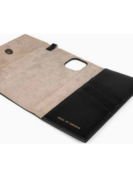 Panterprint Wallet Hoesje iPhone 13 Pro &ndash; Luxe &amp; Polsband | Telefoonstar