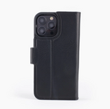 iPhone 15 Plus 2 in 1 Bookcase | 100% Leer | Ruimte voor drie pasjes | Zwart